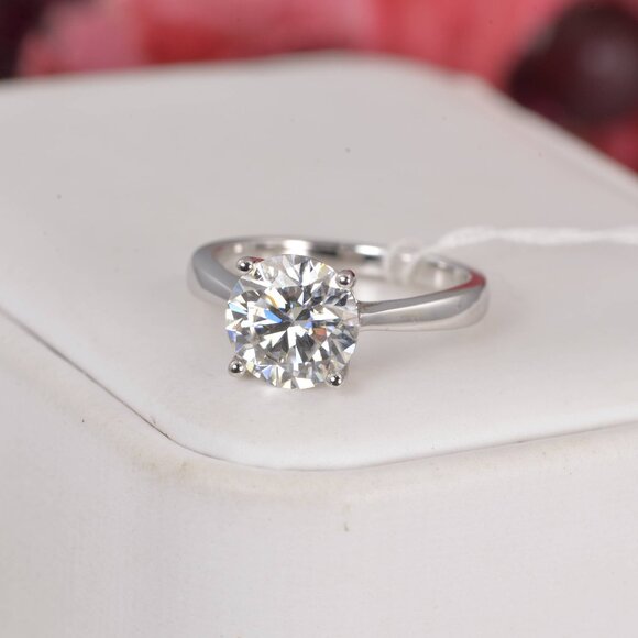 Certified 3.0ct Moissanite Round Brilliant Cut Engagement Ring - Picture 2 of 7